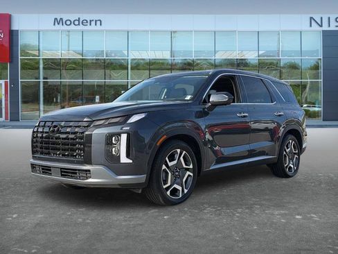 Used 2024 Hyundai Palisade Limited AWD/4WD image 1
