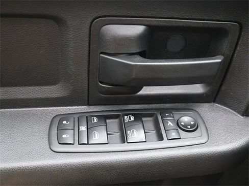 Used 2016 RAM 2500 Tradesman w/ Chrome Appearance Group image 21