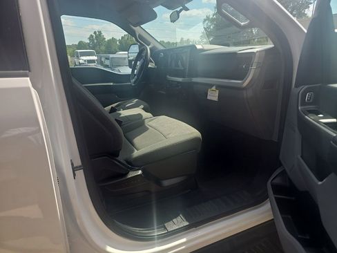Used 2025 Ford F250 XLT AWD/4WD image 7