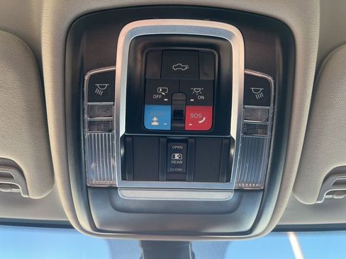 Used 2024 RAM 2500 Laramie AWD/4WD image 57