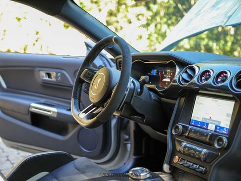 Used 2020 Ford Mustang Shelby GT500 w/ Technology Package image 47