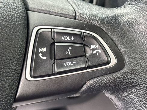 Used 2018 Ford Focus Titanium FWD image 48