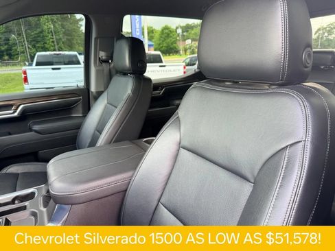 Used 2024 Chevrolet Silverado 1500 LT Trail Boss w/ Convenience Package II AWD/4WD image 19