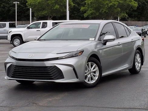 Certified 2025 Toyota Camry LE w/ Convenience Package FWD image 2