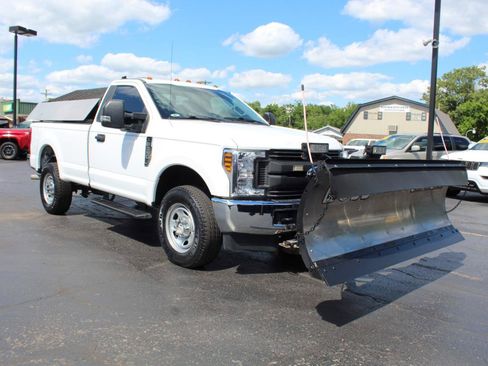 Used 2018 Ford F350 XL AWD/4WD image 3