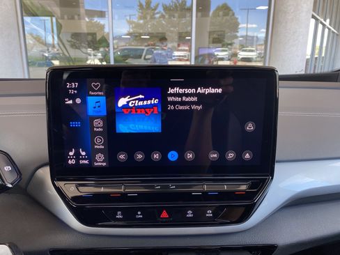 Used 2023 Volkswagen ID.4 Pro S image 9