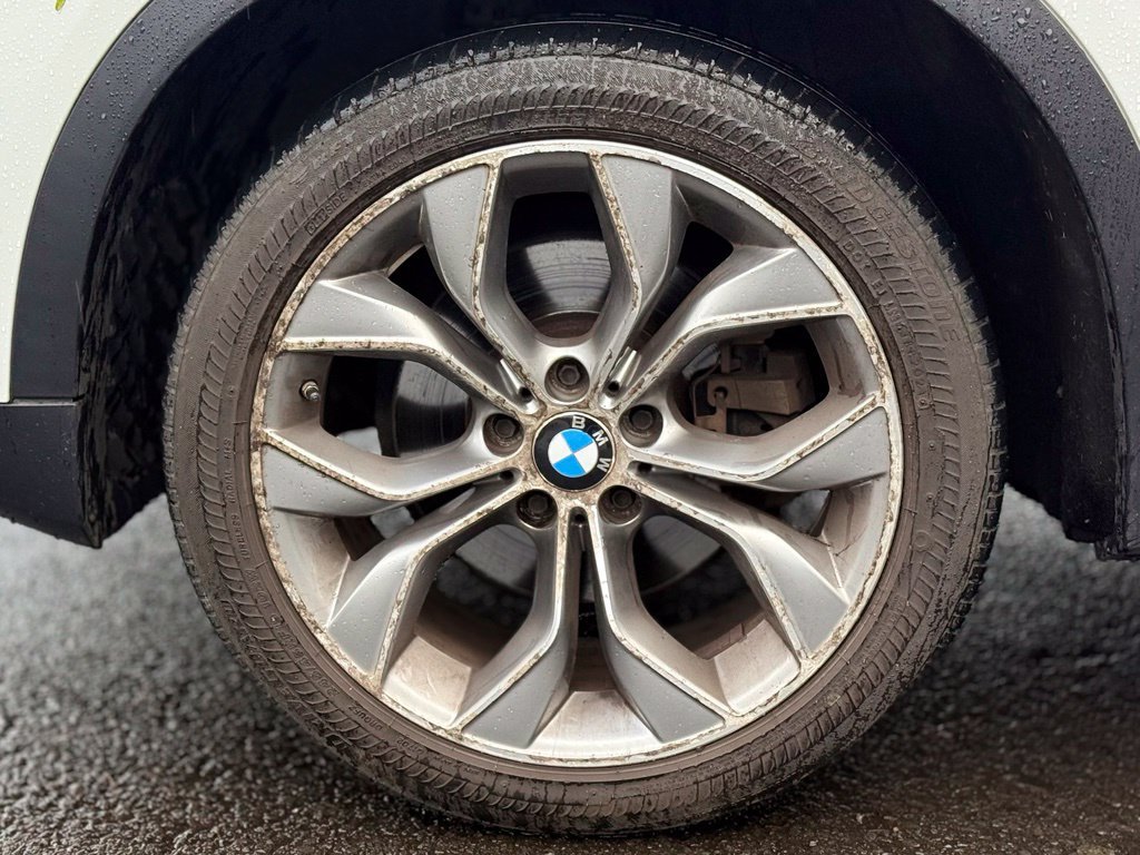 Used 2016 BMW X3 xDrive28i AWD/4WD image 9