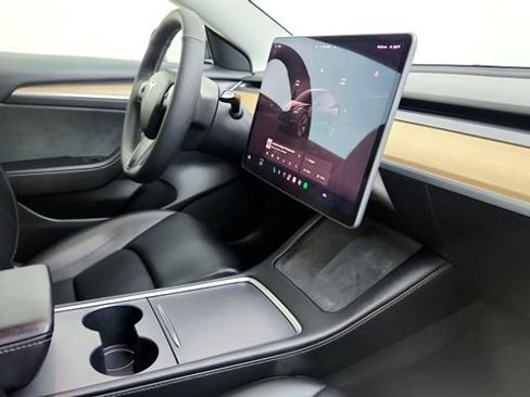 Used 2022 Tesla Model 3 RWD image 33