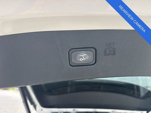 Used 2023 Ford Edge SEL w/ Convenience Package AWD/4WD image 16