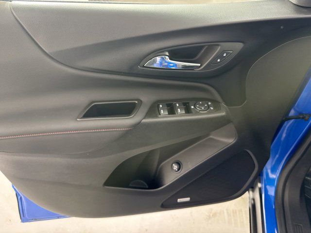 Used 2024 Chevrolet Equinox RS w/ RS Leather Package AWD/4WD image 21