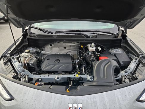 Used 2024 Buick Encore GX Sport Touring FWD image 19