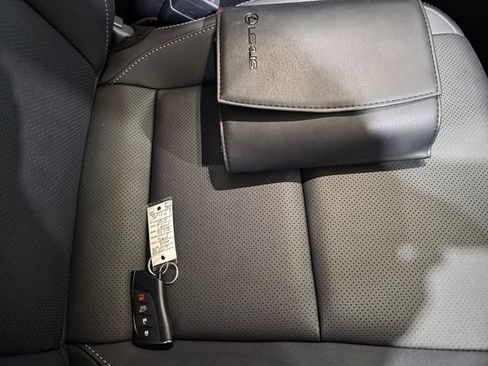 Used 2025 Lexus RX 350h AWD/4WD image 9