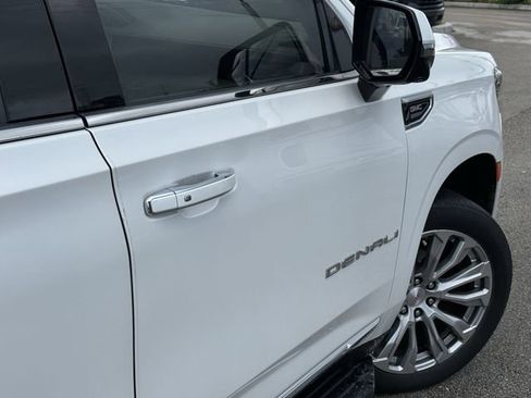 Used 2022 GMC Yukon Denali image 10