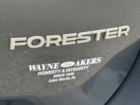 Used 2020 Subaru Forester Premium AWD/4WD image 21