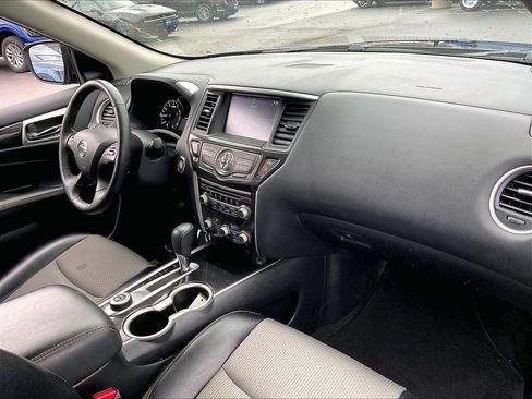 Used 2020 Nissan Pathfinder SV w/ Rock Creek Edition image 13