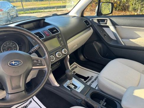 Used 2016 Subaru Forester 2.5i w/ Alloy Wheel Package image 9