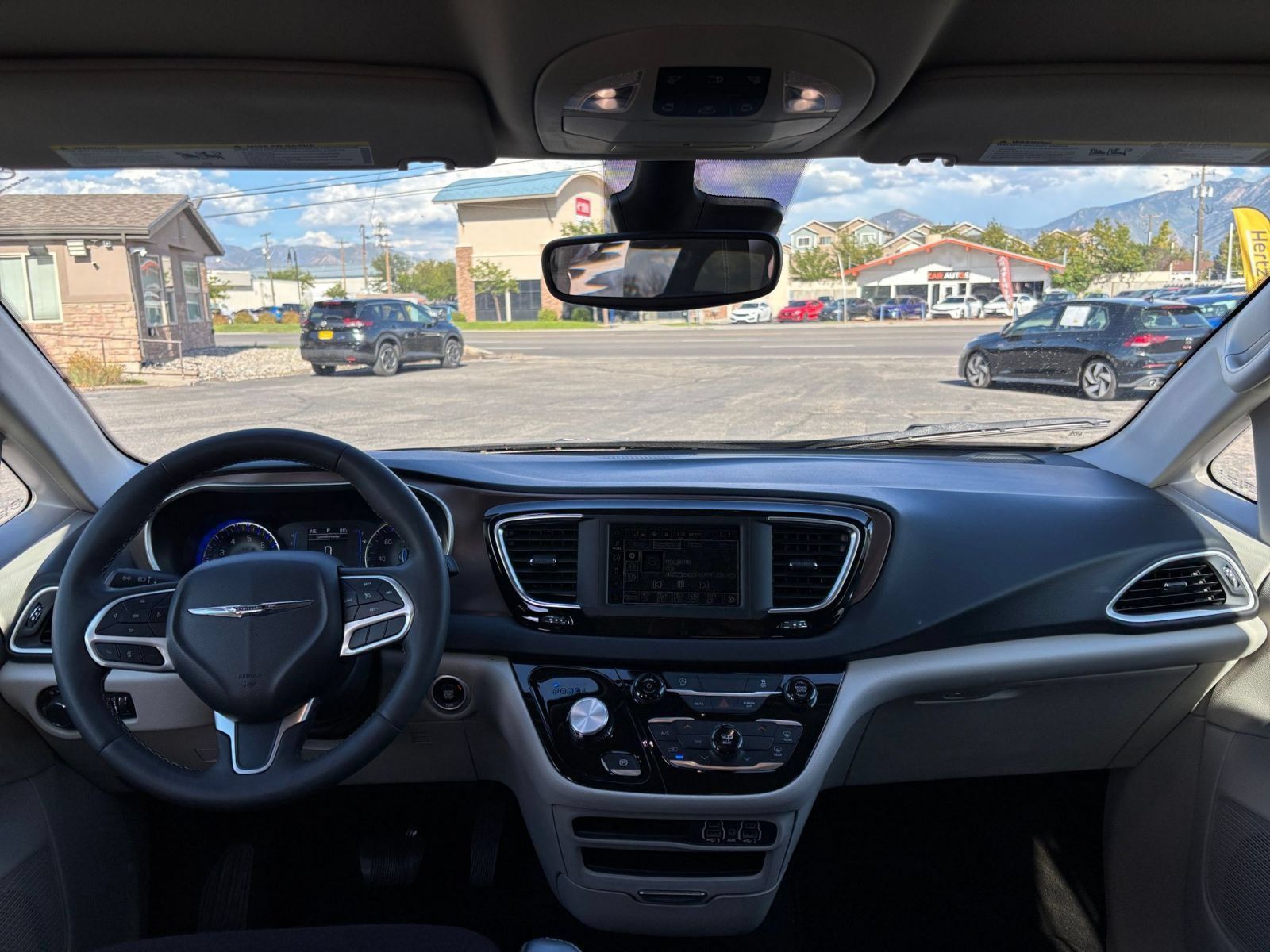Used 2024 Chrysler Voyager LX FWD image 35