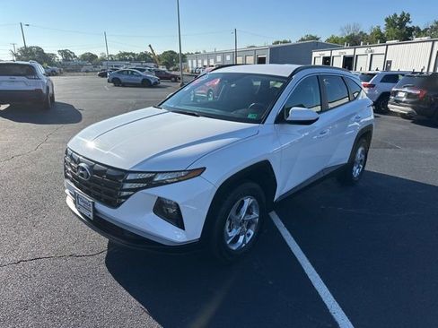 Used 2024 Hyundai Tucson SEL image 1