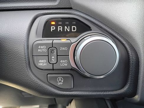 New 2026 RAM 1500 Big Horn AWD/4WD image 15
