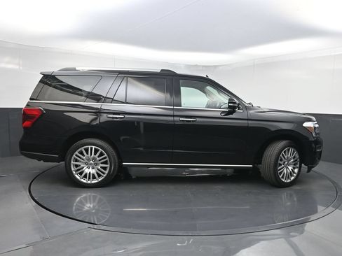 Used 2023 Ford Expedition Limited AWD/4WD image 46