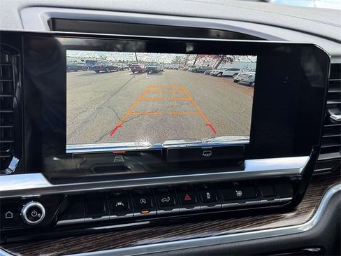 Used 2022 GMC Sierra 1500 Elevation w/ LPO, Elevation Black Package image 11