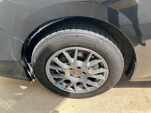 Used 2022 Subaru Impreza 2.0i AWD/4WD image 11