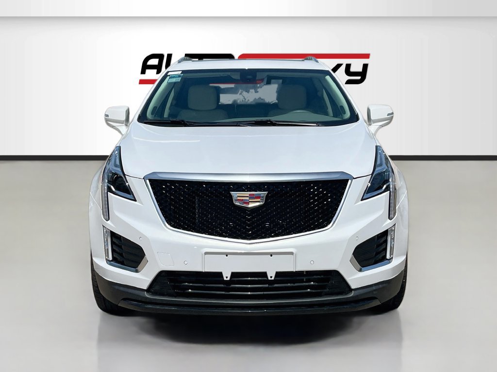 Used 2025 Cadillac XT5 Premium Luxury w/ LPO, Floor Liner Package FWD image 2