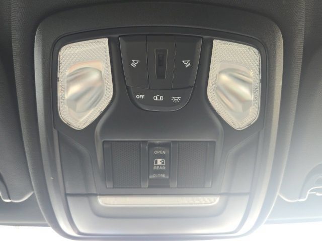 Used 2022 RAM 2500 Tradesman AWD/4WD image 27