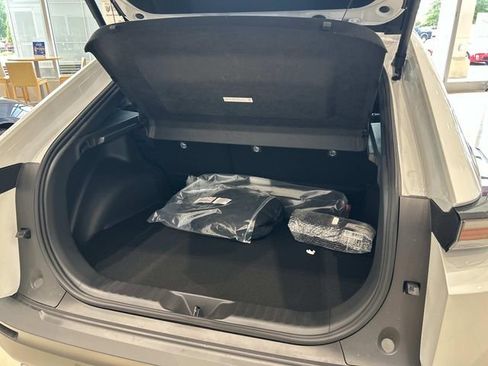 New 2026 Toyota C-HR AWD/4WD image 10
