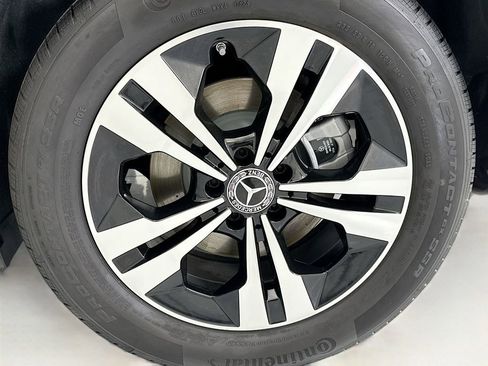 Certified 2025 Mercedes-Benz GLB 250 4MATIC image 29