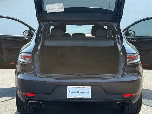 Used 2020 Porsche Macan AWD/4WD image 24