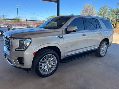 Used 2023 GMC Yukon SLT w/ SLT Premium Package