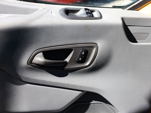 Used 2018 Ford Transit 250 148 High Roof image 44