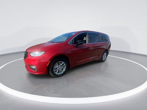New 2026 Chrysler Pacifica Select FWD image 4