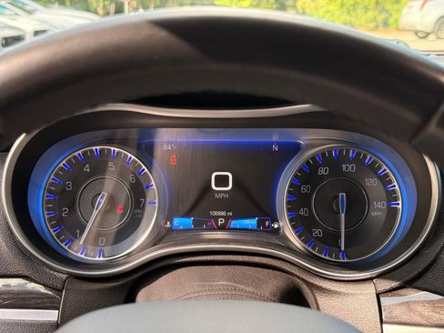 Used 2015 Chrysler 300 Limited w/ 300 Premium Group RWD image 35