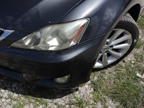 Used 2010 Lexus IS 250 AWD w/ Preferred Accessory Package image 11
