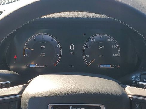 New 2025 Jeep Grand Cherokee L Altitude image 33