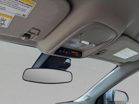 Used 2024 Buick Encore GX Preferred FWD image 26