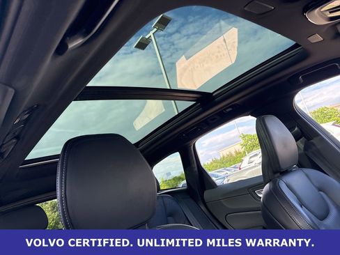 Certified 2024 Volvo XC60 T8 Ultimate w/ Protection Package Premier image 15