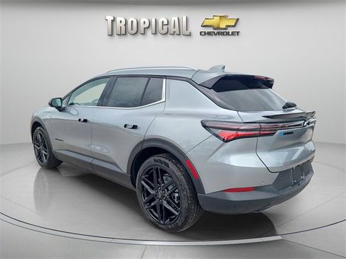 New 2026 Chevrolet Equinox EV LT image 5