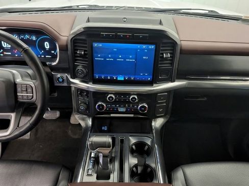 Used 2022 Ford F150 Lariat w/ Equipment Group 502A High image 24