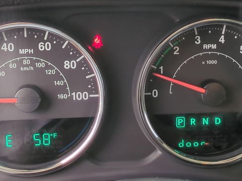 Used 2018 Jeep Wrangler Unlimited Sahara image 20