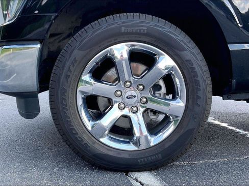 Used 2023 Ford F150 Lariat w/ Equipment Group 502A High AWD/4WD image 9