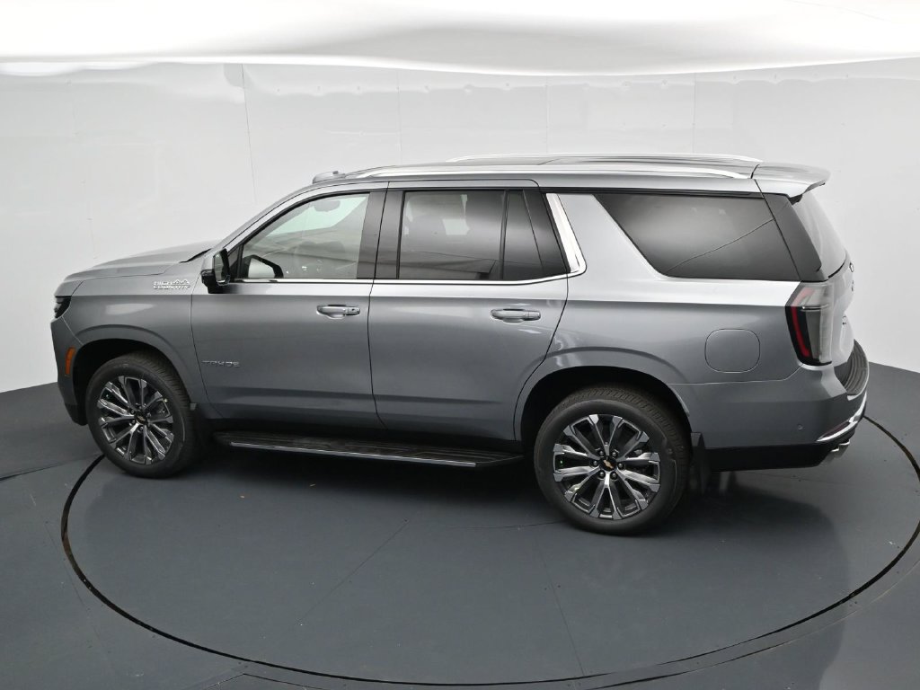 New 2026 Chevrolet Tahoe High Country w/ Sun And Tow Package RWD image 22