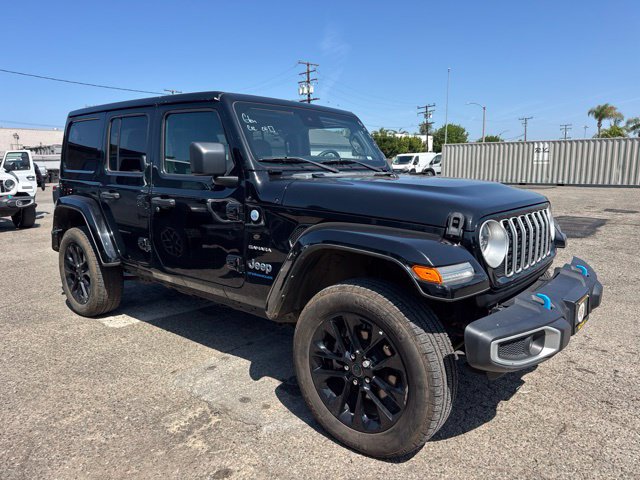 Used 2024 Jeep Wrangler Unlimited Sahara AWD/4WD image 4