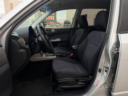 Used 2010 Subaru Forester 2.5X AWD/4WD image 7