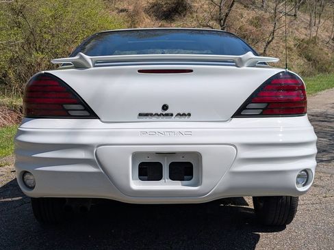Used 2001 Pontiac Grand Am SE w/ Solid Value Appearance Pkg FWD image 19