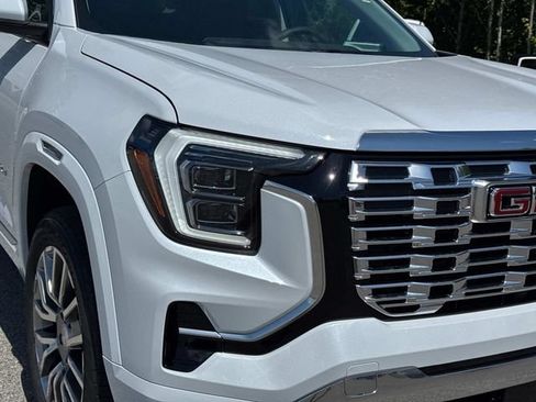 New 2026 GMC Terrain Denali AWD/4WD image 10