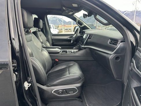 Used 2023 Jeep Wagoneer Series II image 22