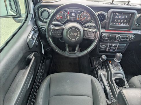 Used 2022 Jeep Wrangler Unlimited Sport AWD/4WD image 8